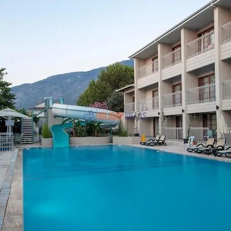 Апартаменты Golden Suites A11